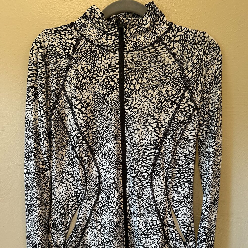 Athleta Salutation Jacket - image 3
